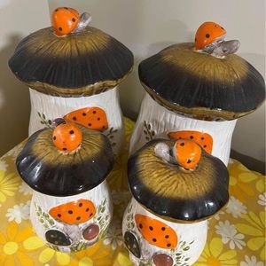 Arnels Merry Mushroom Canister Set
